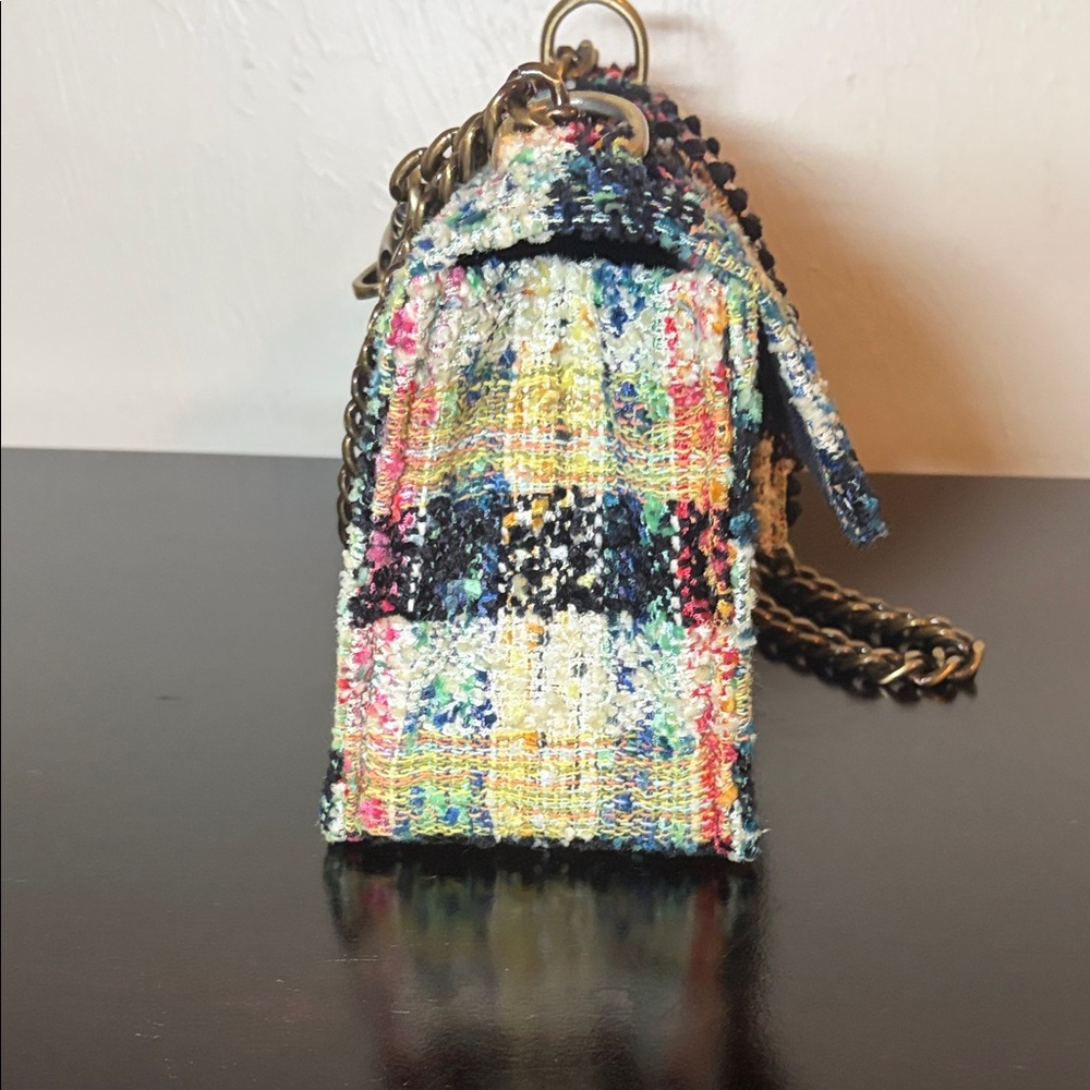 Chic Tweed Crossbody Bag with Chain Strap - Picture 2 of 8